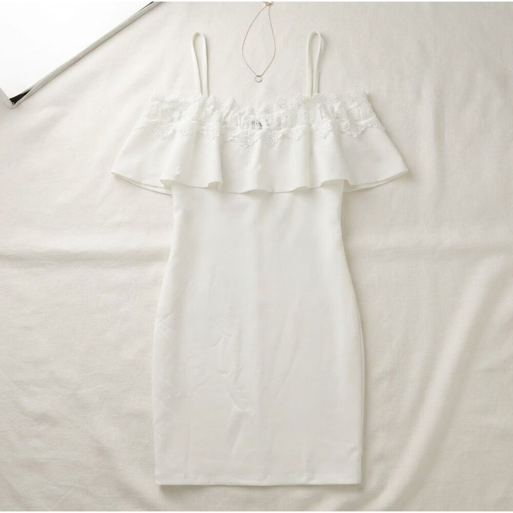 Women's White Ruched Embroidered BCX Dress from Macy's Size 3(0/2)